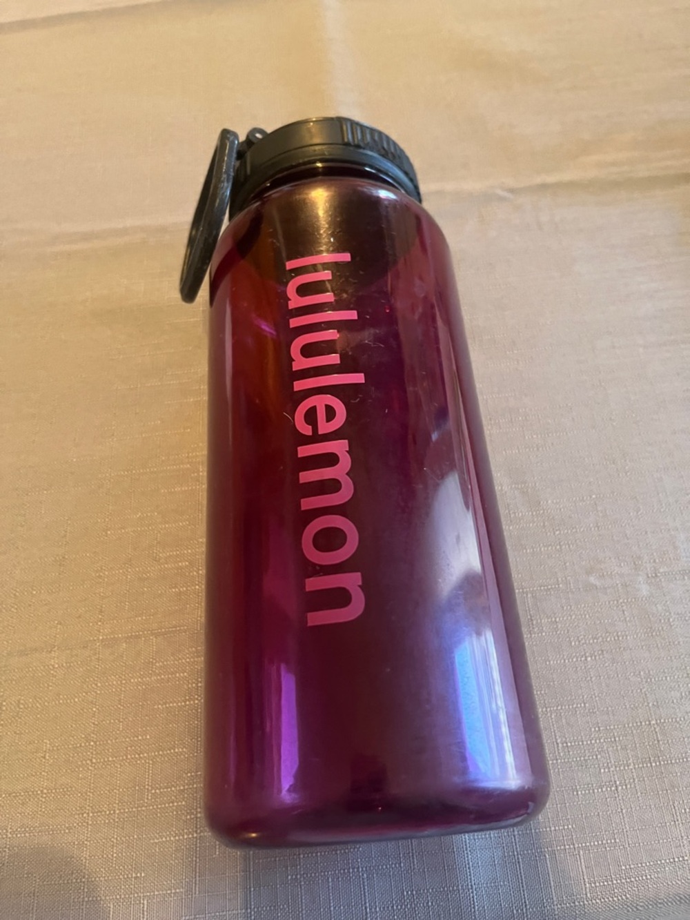 lululemon athletica Purple/Pink Logo Travel Water Bottle with Black Lid